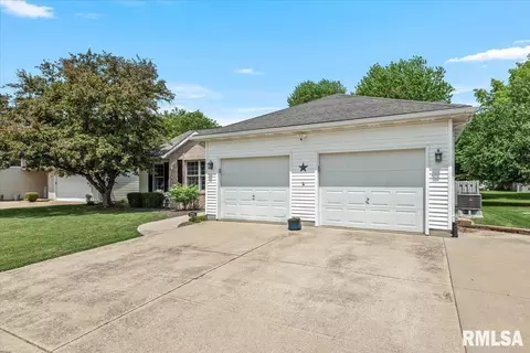 1215 Christopher Ln, Springfield, IL 62712 photo 2