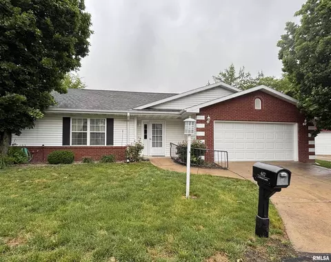 617 Cypress Ln, Galesburg, IL 61401