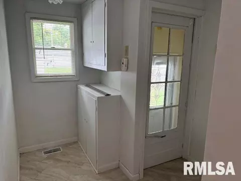 111 Ebony St, Thayer, IL 62689 photo 20