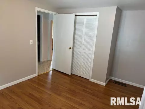 111 Ebony St, Thayer, IL 62689 photo 15
