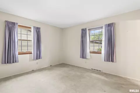 21 Foresters Ln, Springfield, IL 62704 photo 18