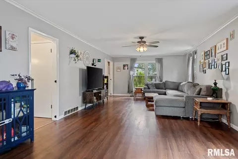 2024 Cambridge Rd, Springfield, IL 62704 photo 7