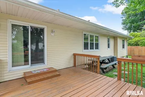 2213 Croydon Dr, Springfield, IL 62703 photo 31