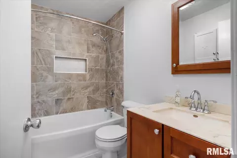 2213 Croydon Dr, Springfield, IL 62703 photo 21
