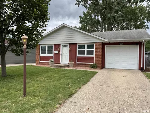 1840 Camden Rd, Springfield, IL 62702