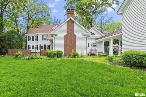 Exterior - 1044 Williams Blvd, Springfield, IL 62704 photo 6 of 8