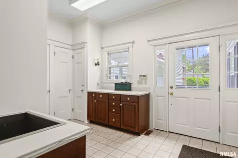 Other - 1044 Williams Blvd, Springfield, IL 62704 photo 8 of 11