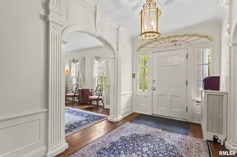 Entry Way - 1044 Williams Blvd, Springfield, IL 62704 photo 1 of 11