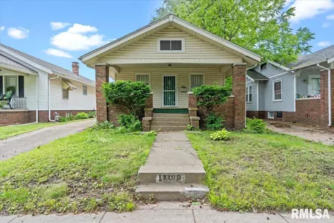 1708 Holmes Ave, Springfield, IL 62704
