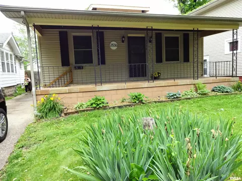 Exterior - 2536 S 10th St, Springfield, IL 62703 photo 13 of 13