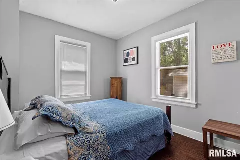 2557 S 6th St, Springfield, IL 62703 photo 13