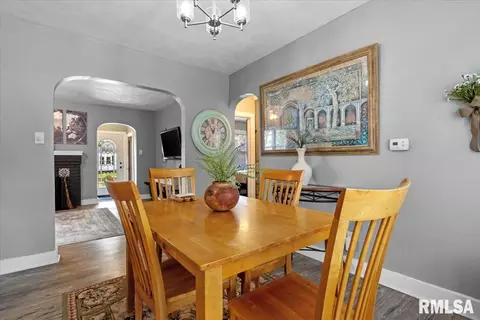 2557 S 6th St, Springfield, IL 62703 photo 10