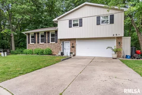 25 Claymont Ct, Springfield, IL 62704 photo 3