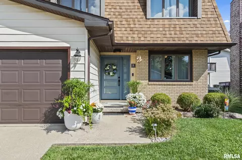 704 Rickard Rd, Springfield, IL 62704