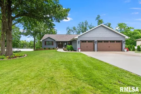 59 Miller Ln, Taylorville, IL 62568