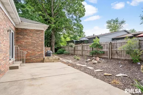 105 Timberridge Dr, Springfield, IL 62702 photo 34