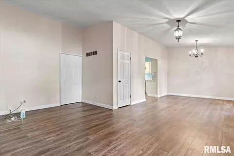 2936 Flowerbrook Ct, Springfield, IL 62702 photo 5