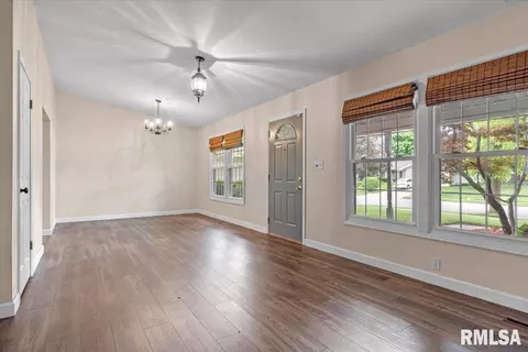 2936 Flowerbrook Ct, Springfield, IL 62702 photo 6