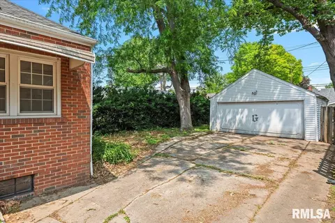 1928 N 5th St, Springfield, IL 62702 photo 32