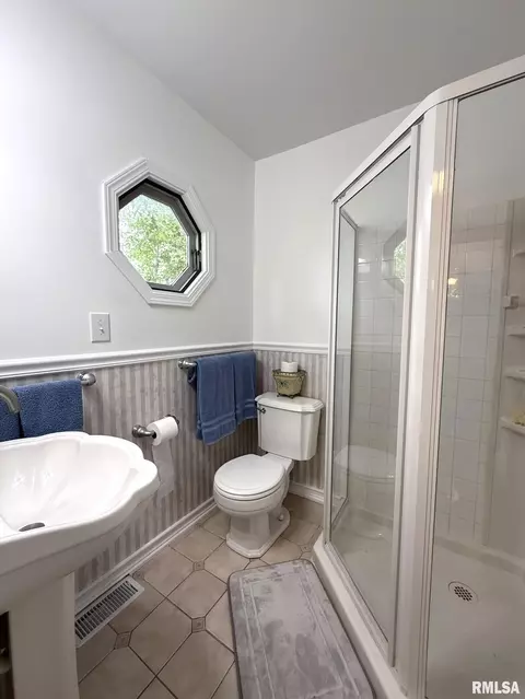 Bath - 131 E Willard St, Wataga, IL 61488 photo 1 of 3