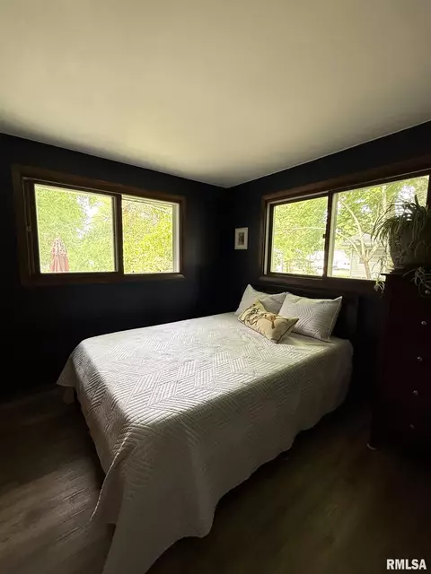 Bedroom - 131 E Willard St, Wataga, IL 61488 photo 5 of 9