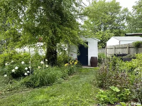 Exterior - 131 E Willard St, Wataga, IL 61488 photo 7 of 12