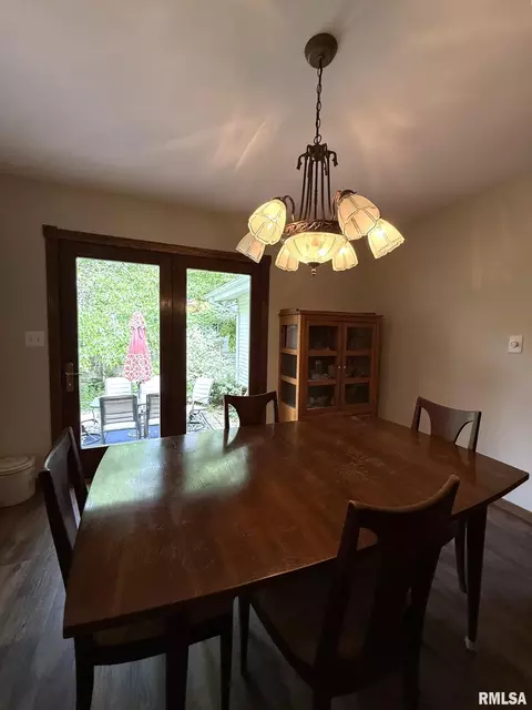 Dining - 131 E Willard St, Wataga, IL 61488 photo 4 of 5
