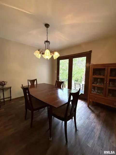 Dining - 131 E Willard St, Wataga, IL 61488 photo 2 of 5