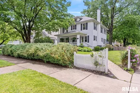Exterior - 1501 Dial Ct, Springfield, IL 62704 photo 1 of 11