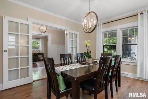 Dining - 1501 Dial Ct, Springfield, IL 62704 photo 2 of 2