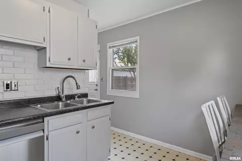 Kitchen - 1608 N 21st St, Springfield, IL 62702 photo 2 of 3