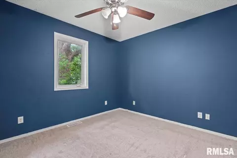 Bedroom - 2011 E Keys Ave, Springfield, IL 62702 photo 1 of 5