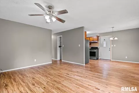 Living - 2011 E Keys Ave, Springfield, IL 62702 photo 1 of 5