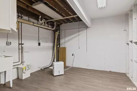 Other - 2236 Warson Rd, Springfield, IL 62704 photo 9 of 10