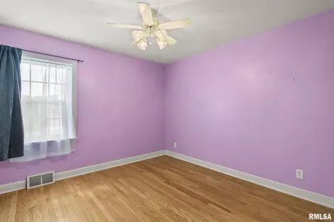 Bedroom - 2236 Warson Rd, Springfield, IL 62704 photo 5 of 6
