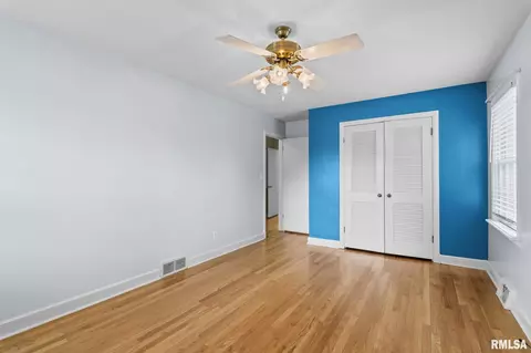 Bedroom - 2236 Warson Rd, Springfield, IL 62704 photo 3 of 6