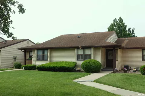 255 S Soangetaha Rd, Galesburg, IL 61401