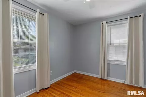 Bedroom - 2036 N 22nd St, Springfield, IL 62702 photo 1 of 3