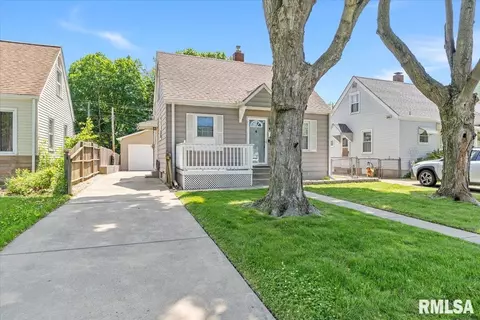 Other - 2036 N 22nd St, Springfield, IL 62702 photo 2 of 10