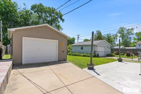 Other - 2036 N 22nd St, Springfield, IL 62702 photo 10 of 10