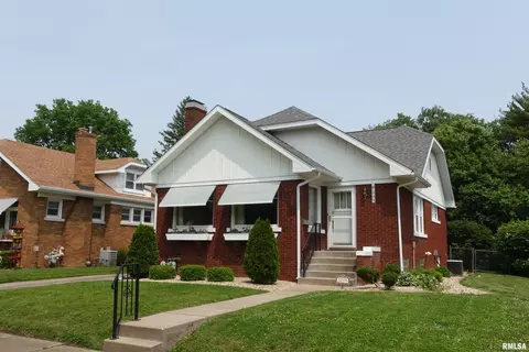 1019 Florence Ave, Galesburg, IL 61401