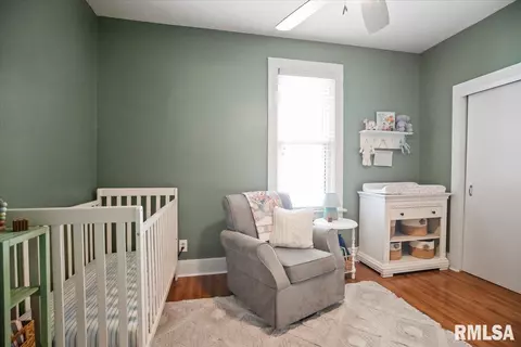 Bedroom - 1412 Walnut St, Springfield, IL 62704 photo 3 of 4