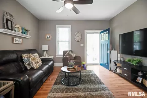 Other - 1412 Walnut St, Springfield, IL 62704 photo 2 of 9