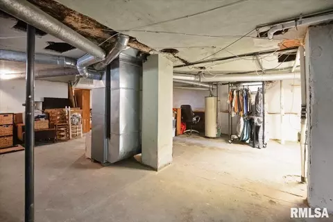 Other - 1412 Walnut St, Springfield, IL 62704 photo 3 of 9