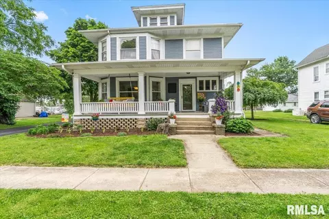 125 E Main St, Williamsville, IL 62693