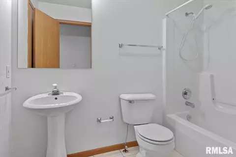 2809 Haggard Dr, Springfield, IL 62711 photo 12