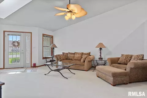 2809 Haggard Dr, Springfield, IL 62711 photo 4