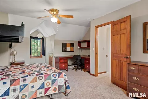 Bedroom - 7 Marshall Ct, Springfield, IL 62712 photo 4 of 7