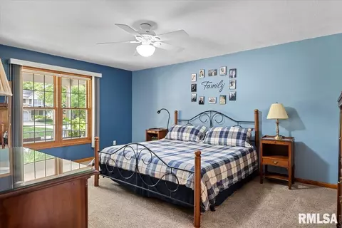 Bedroom - 7 Marshall Ct, Springfield, IL 62712 photo 1 of 7
