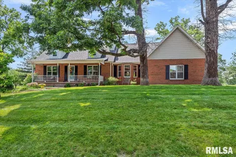 Exterior - 7 Marshall Ct, Springfield, IL 62712 photo 3 of 17